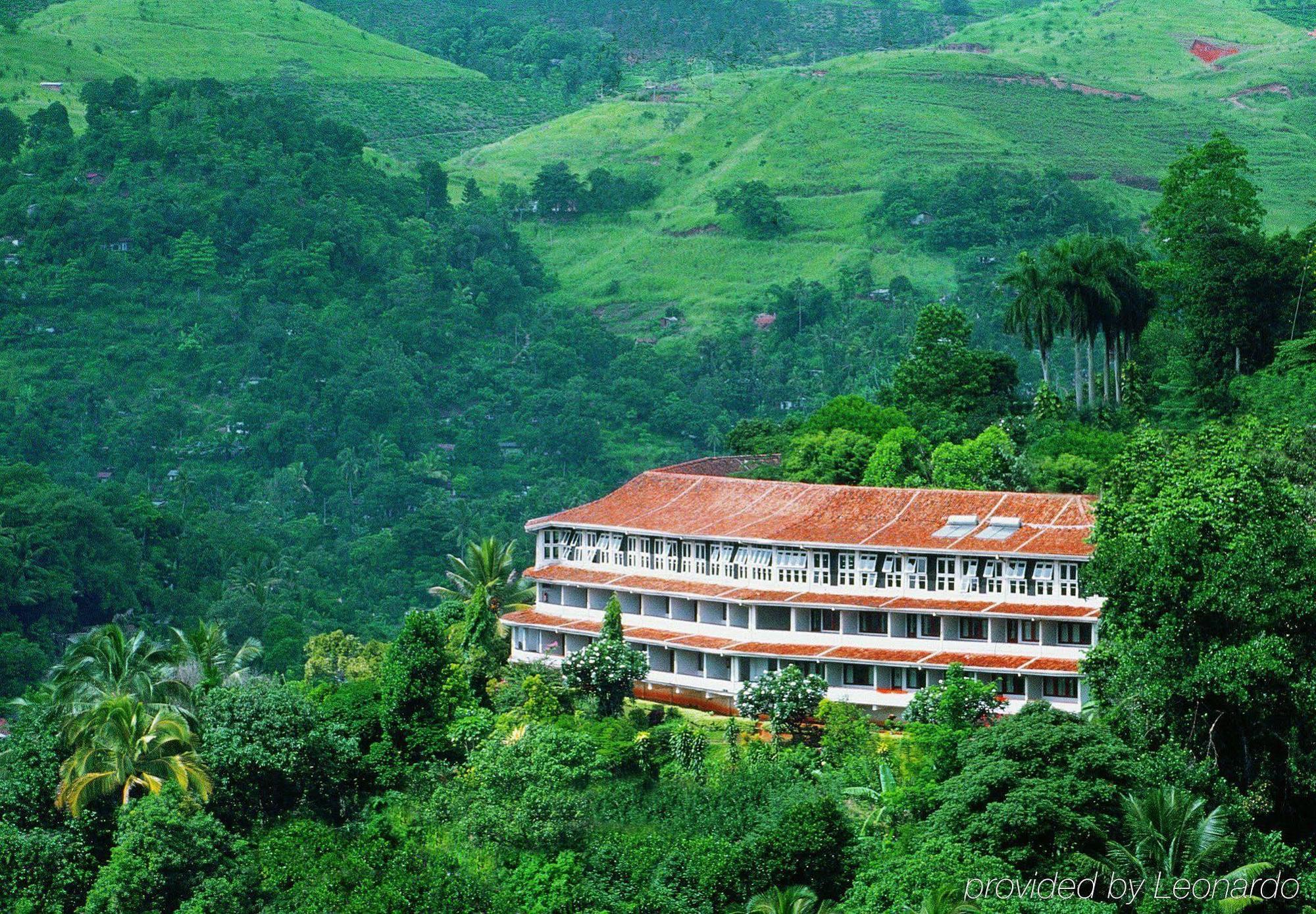Hotel Hilltop Канди Экстерьер фото